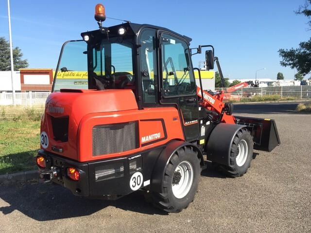 Manitou MLA5-60 H-Z - Gumikerekes homlokrakodó: 3 kép. Manitou MLA5-60 H-Z - Gumikerekes homlokrakodó: 3 kép.
