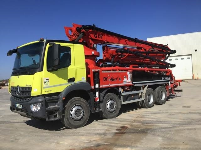 Mercedes-Benz Arocs 4143 - Betonpumpa: 1 kép. Mercedes-Benz Arocs 4143 - Betonpumpa: 1 kép.