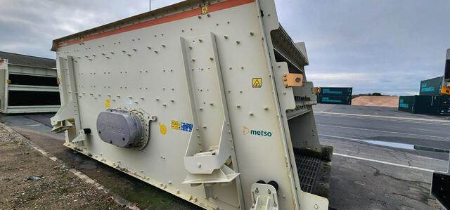 Metso Norberg CVB406PP - Osztályozó berendezés: 1 kép. Metso Norberg CVB406PP - Osztályozó berendezés: 1 kép.