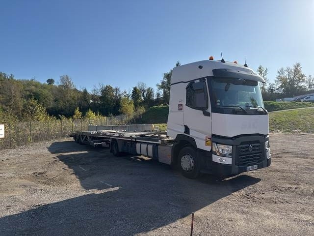 Renault T430 - Vontató: 4 kép. Renault T430 - Vontató: 4 kép.