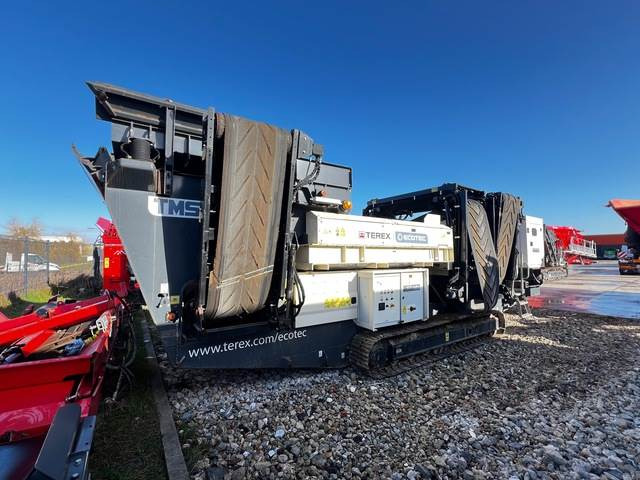 Terex Ecotec TMS320 - Osztályozó berendezés: 2 kép. Terex Ecotec TMS320 - Osztályozó berendezés: 2 kép.