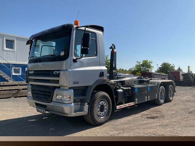 DAF CF85.340 - Horgos rakodó teherautó: 1 kép. DAF CF85.340 - Horgos rakodó teherautó: 1 kép.