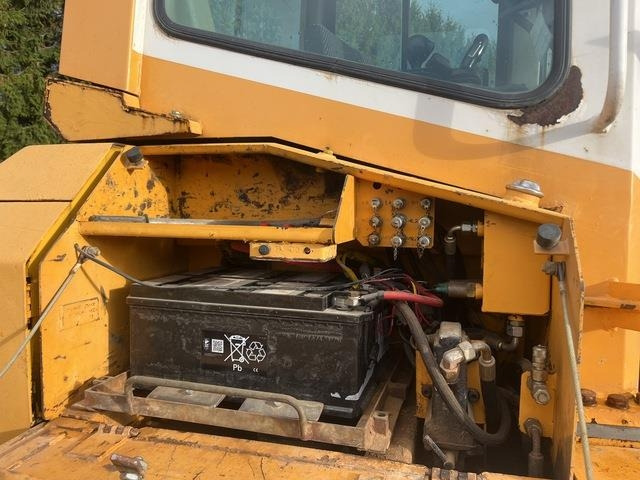 Buldózer Liebherr PR724L: 11 kép. Buldózer Liebherr PR724L: 11 kép.