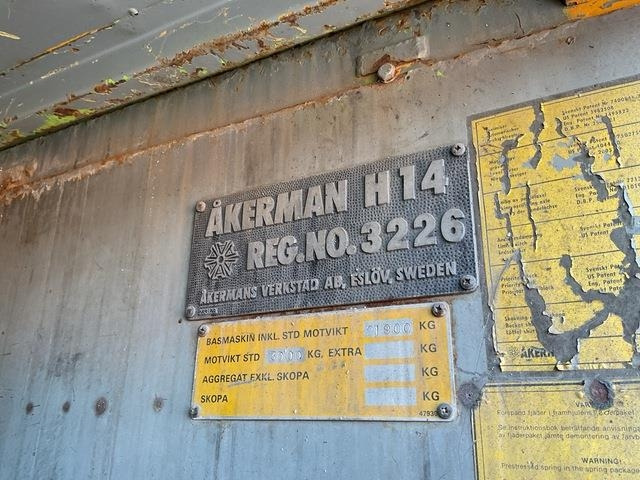 Banut 500 - Cölöpverő: 5 kép. Banut 500 - Cölöpverő: 5 kép.