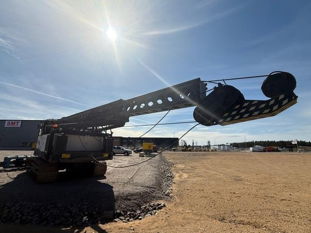 Banut 500 - Cölöpverő: 2 kép. Banut 500 - Cölöpverő: 2 kép.