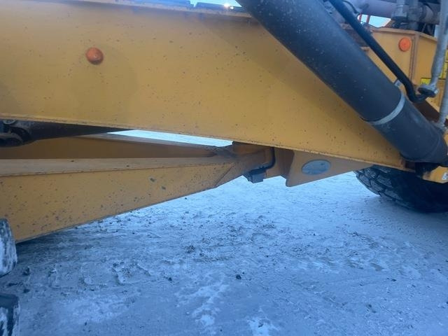 Csuklós dömper Volvo A60H: 18 kép. Csuklós dömper Volvo A60H: 18 kép.