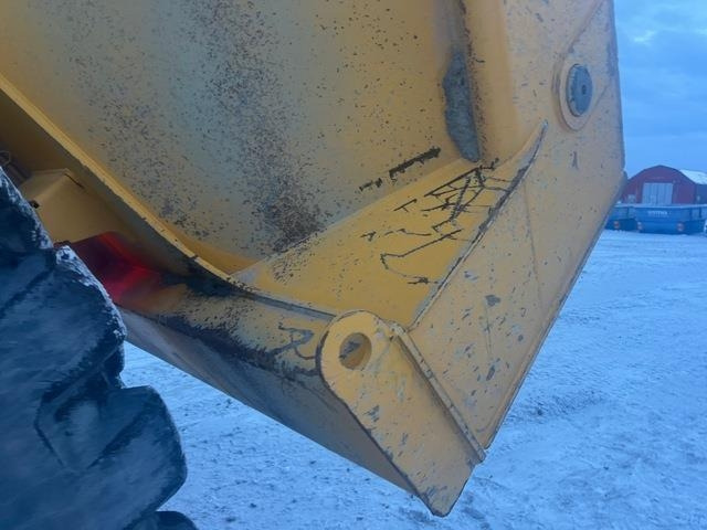 Csuklós dömper Volvo A60H: 15 kép. Csuklós dömper Volvo A60H: 15 kép.