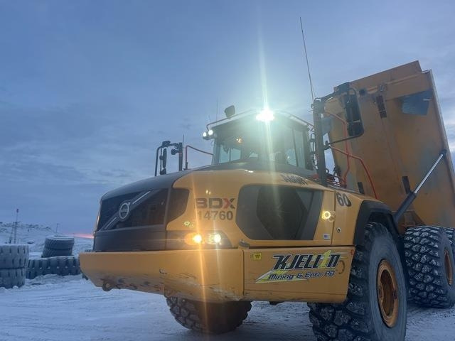 Csuklós dömper Volvo A60H: 21 kép. Csuklós dömper Volvo A60H: 21 kép.