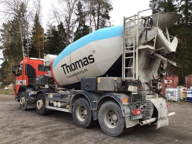 Volvo FM400 - Betonmixer: 2 kép. Volvo FM400 - Betonmixer: 2 kép.
