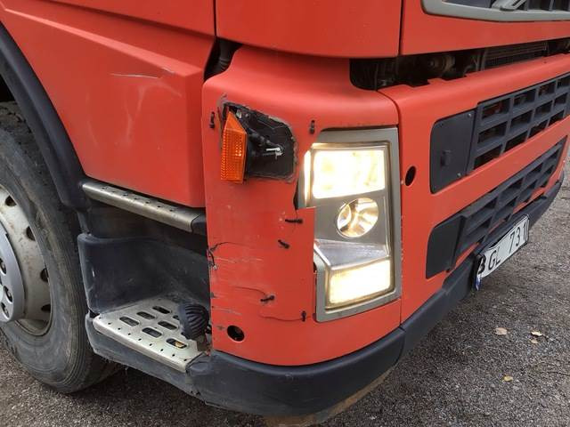 Betonmixer Volvo FM400: 21 kép.