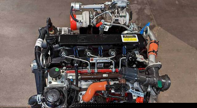 Cummins QSF3.8 97kW - Motor - Építőipari gépek: 1 kép. Cummins QSF3.8 97kW - Motor - Építőipari gépek: 1 kép.