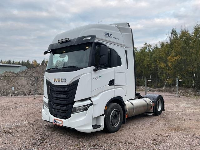 Iveco S-Way 460 LNG - Nyergesvontató: 1 kép. Iveco S-Way 460 LNG - Nyergesvontató: 1 kép.