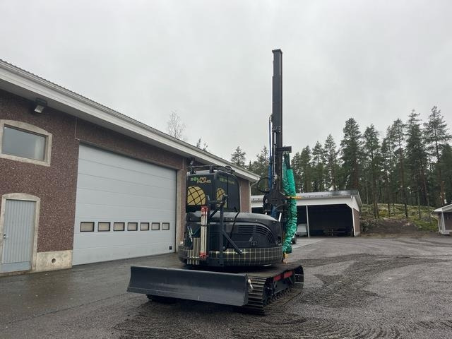 Scandinavian PileDriving - Cölöpverő: 3 kép. Scandinavian PileDriving - Cölöpverő: 3 kép.