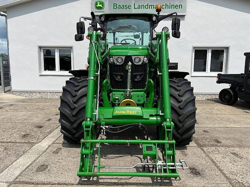 John Deere 6115RC + Frontlader 603R - Traktor: 3 kép. John Deere 6115RC + Frontlader 603R - Traktor: 3 kép.