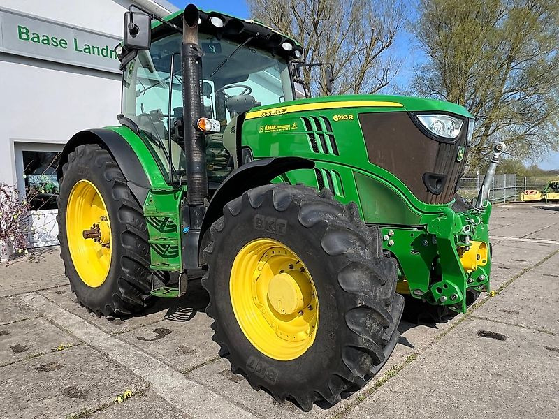 John Deere 6210R Frontzapfwelle - Traktor: 4 kép. John Deere 6210R Frontzapfwelle - Traktor: 4 kép.