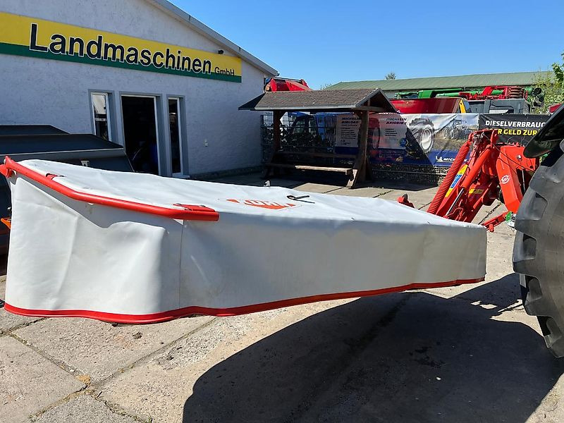Kuhn GMD 280-FF SEHR GUT - Fűkasza: 4 kép. Kuhn GMD 280-FF SEHR GUT - Fűkasza: 4 kép.