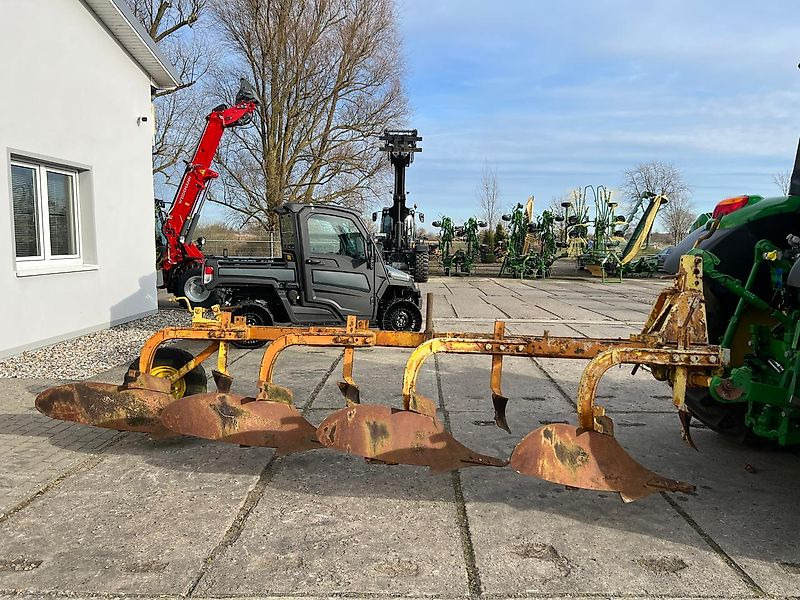 Kuhn/Huard Huard UCF Beetpflug - Eke: 3 kép. Kuhn/Huard Huard UCF Beetpflug - Eke: 3 kép.