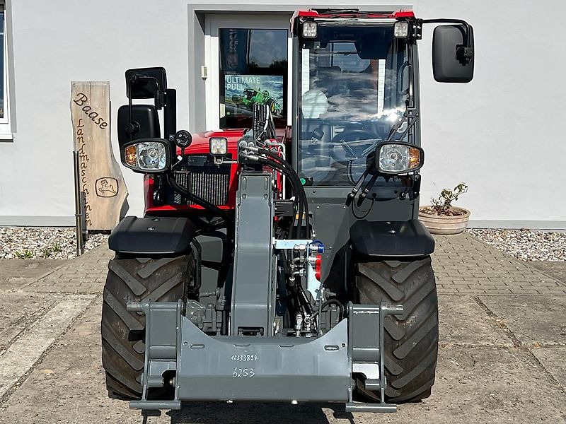 Weidemann T4512 EURO-Aufnahme + Breitreifen - Teleszkópos rakodó: 3 kép. Weidemann T4512 EURO-Aufnahme + Breitreifen - Teleszkópos rakodó: 3 kép.
