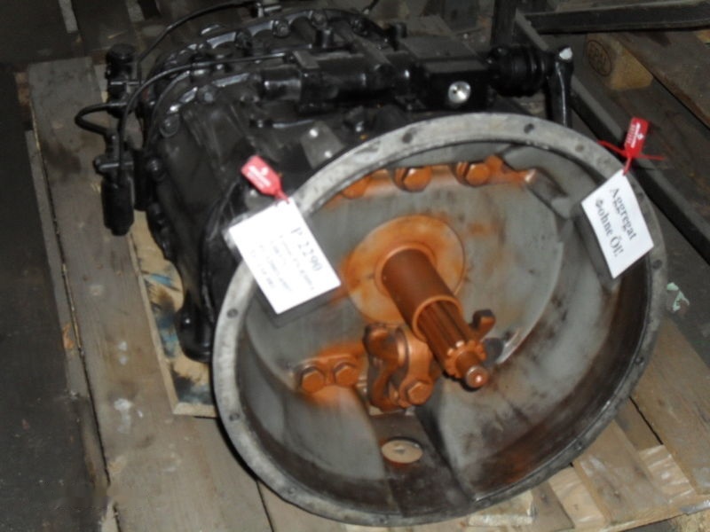 Eaton FS 8309 A 81.32003-6957 MAN - Sebességváltó - Teherautó: 4 kép. Eaton FS 8309 A 81.32003-6957 MAN - Sebességváltó - Teherautó: 4 kép.