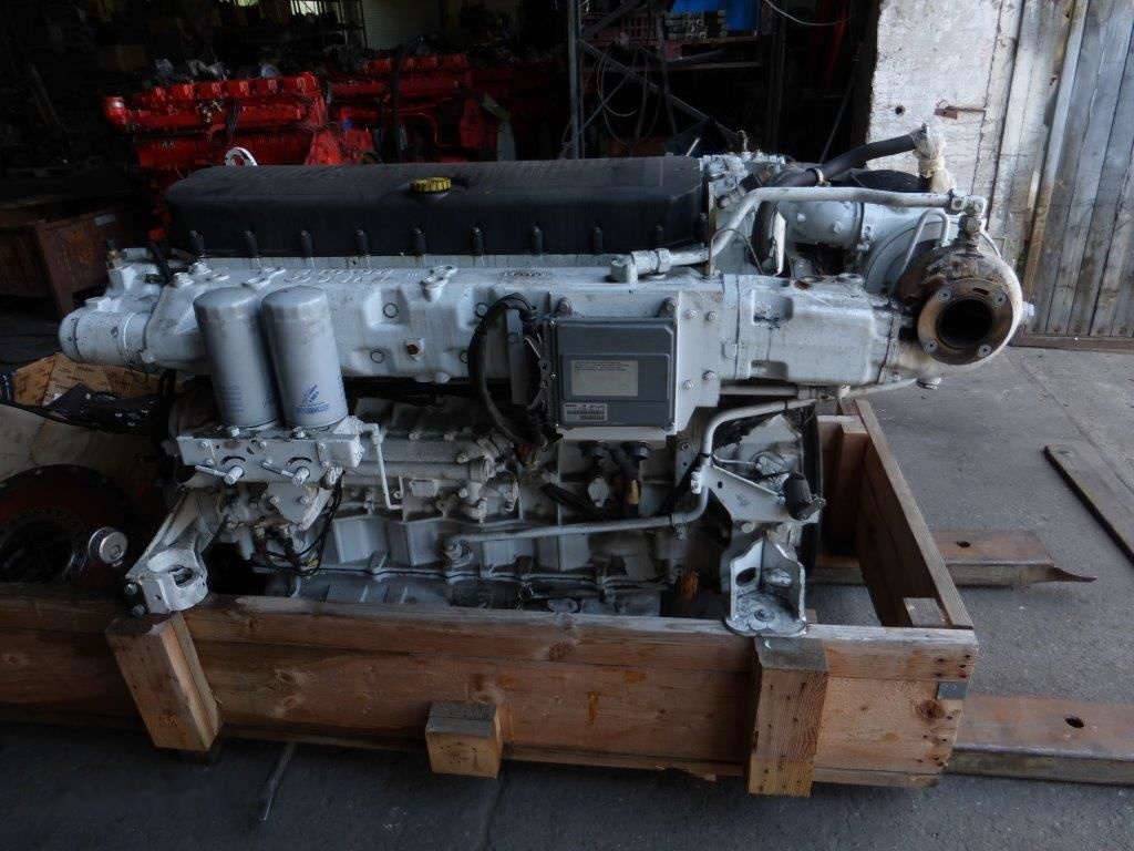IVECO Cursor 13 Marine C13 ENT M50.30 als Ersatzteilespender - Motor - Teherautó: 1 kép. IVECO Cursor 13 Marine C13 ENT M50.30 als Ersatzteilespender - Motor - Teherautó: 1 kép.