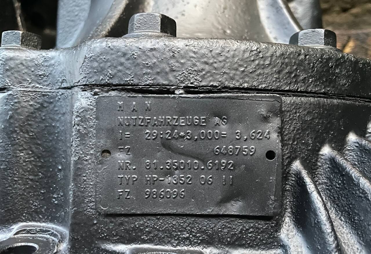 MAN HL 7, 13 Tonnen HP 1352 - Differenciálmű - Teherautó: 2 kép. MAN HL 7, 13 Tonnen HP 1352 - Differenciálmű - Teherautó: 2 kép.