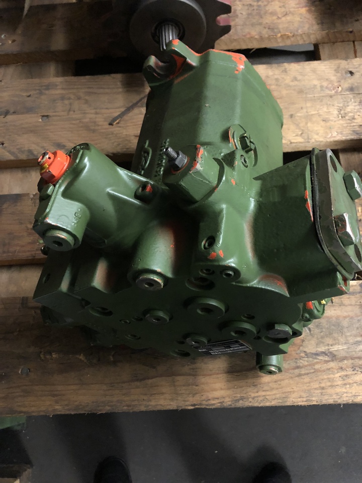 Linde HMF 75 - Hidraulikus motor: 2 kép. Linde HMF 75 - Hidraulikus motor: 2 kép.