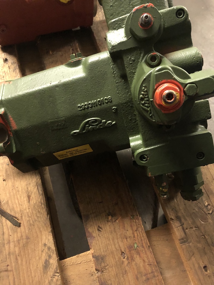 Linde HMF 75 - Hidraulikus motor: 4 kép. Linde HMF 75 - Hidraulikus motor: 4 kép.