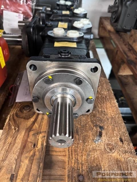 Sauer-Danfoss Danfoss OMT 315 151B3009 - Hidraulikus szivattyú: 1 kép. Sauer-Danfoss Danfoss OMT 315 151B3009 - Hidraulikus szivattyú: 1 kép.