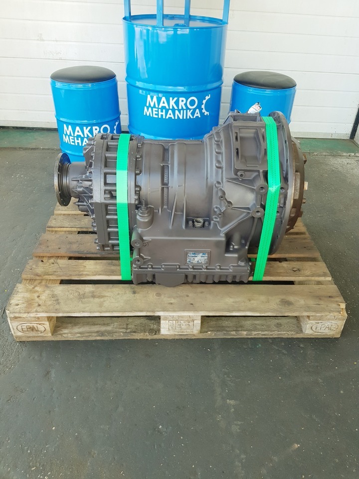 ZF 5hp500 11056492 - Sebességváltó és alkatrészek - Csuklós dömper: 1 kép. ZF 5hp500 11056492 - Sebességváltó és alkatrészek - Csuklós dömper: 1 kép.