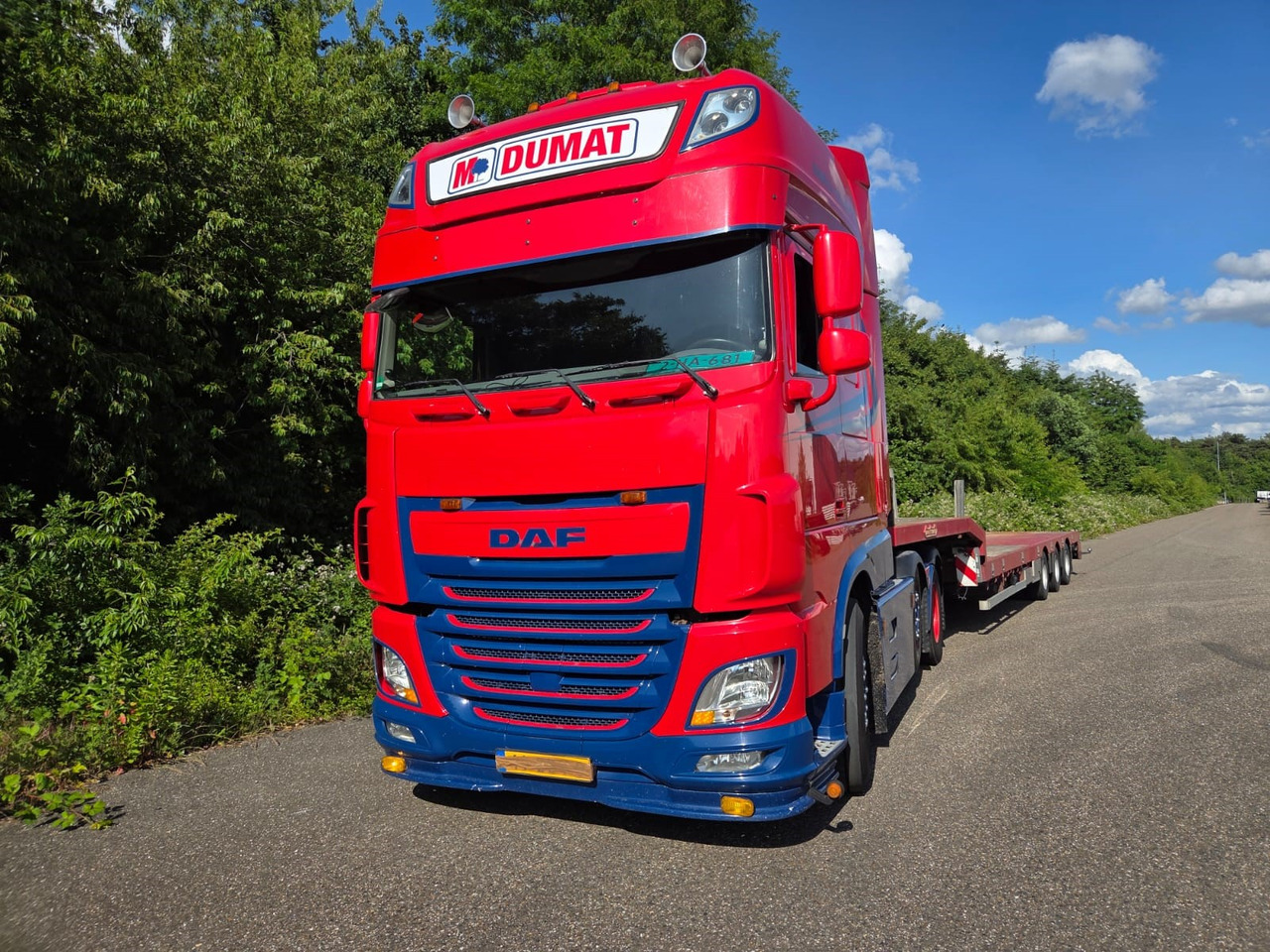 DAF XF 460 FTG 6x2 Super Spacecab + Nooteboom semi-dieplader - Alvaz teherautó: 1 kép. DAF XF 460 FTG 6x2 Super Spacecab + Nooteboom semi-dieplader - Alvaz teherautó: 1 kép.