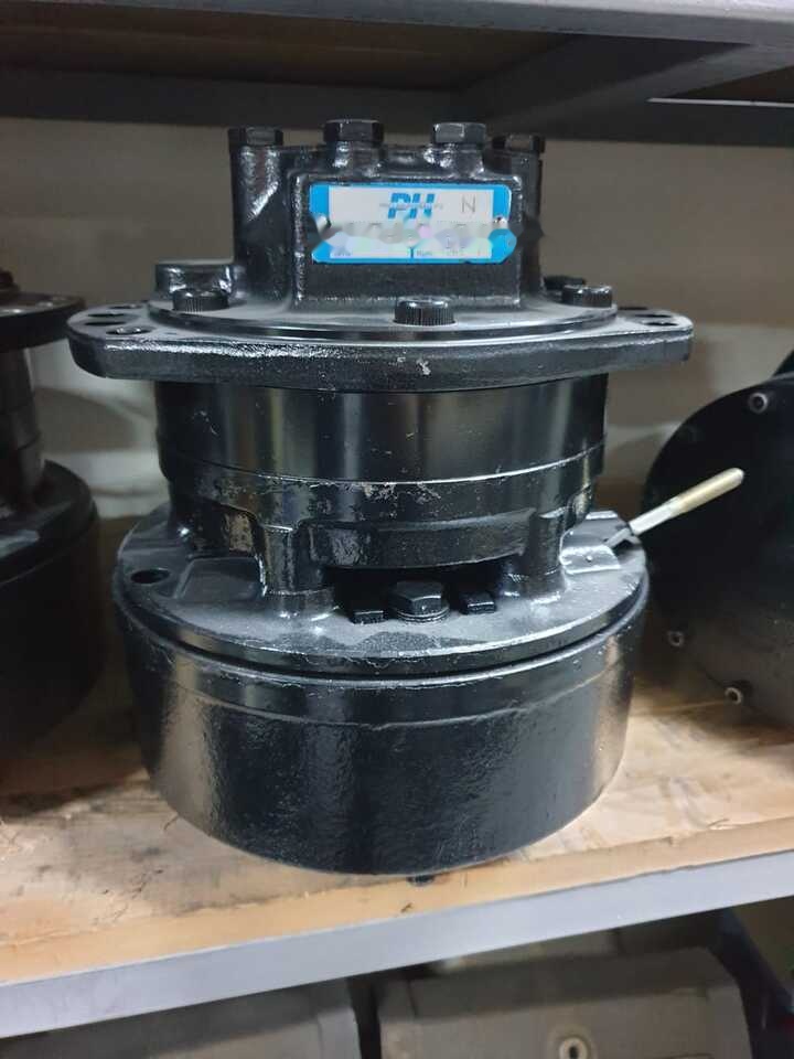 POCLAIN MSE02 - 9 -123 - A02 - 1K39 - - Hidraulikus motor - Építőipari gépek: 1 kép. POCLAIN MSE02 - 9 -123 - A02 - 1K39 - - Hidraulikus motor - Építőipari gépek: 1 kép.