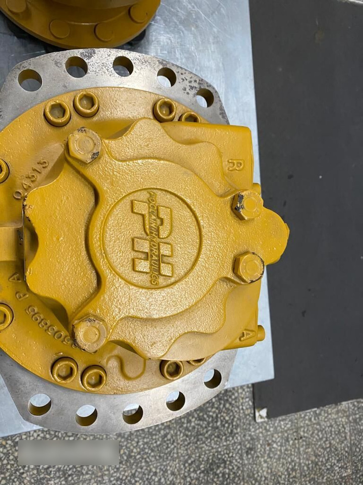 POCLAIN for BOMAG construction roller - Hidraulikus motor - Henger: 2 kép. POCLAIN for BOMAG construction roller - Hidraulikus motor - Henger: 2 kép.