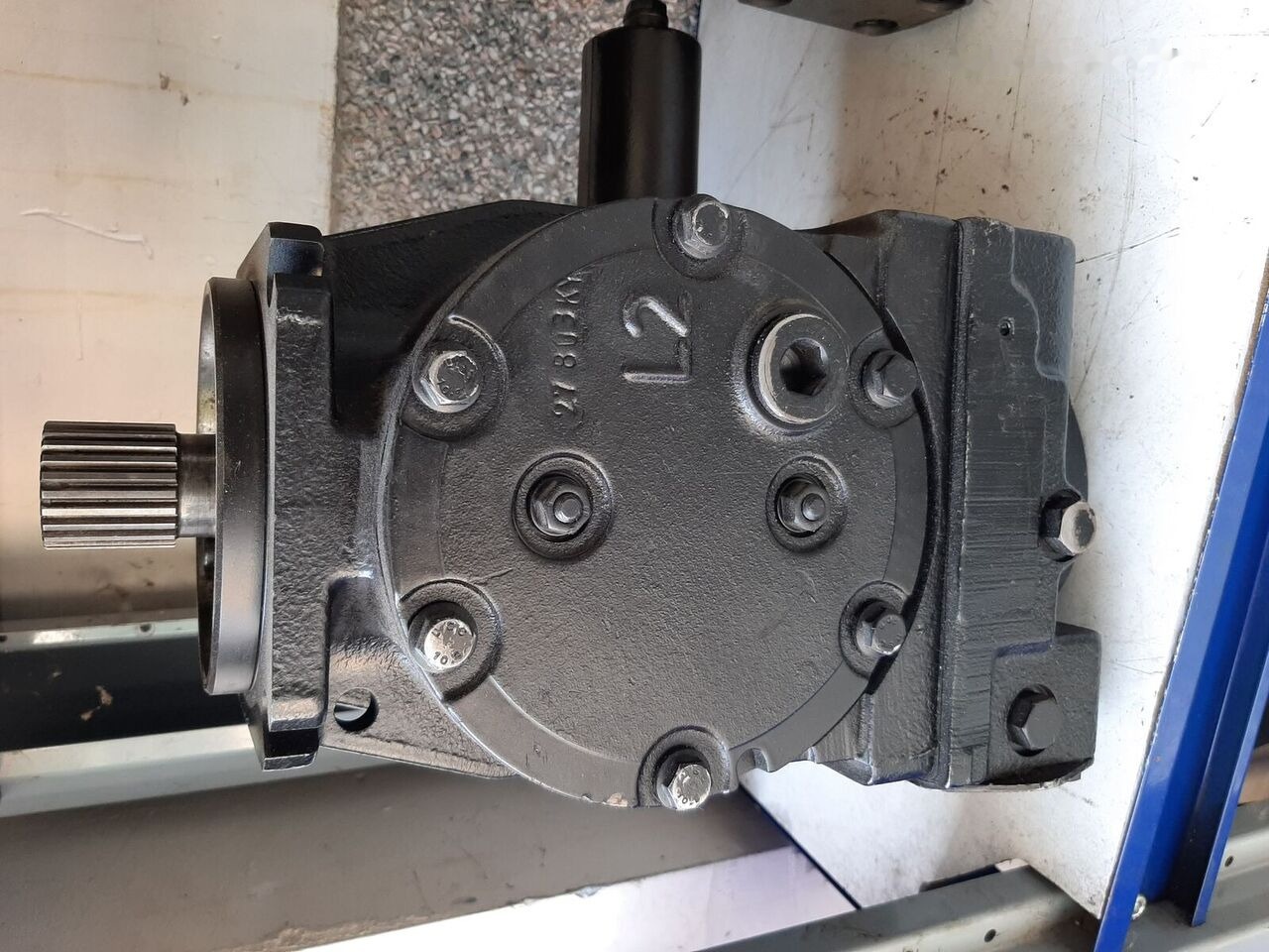Sauer-Danfoss for construction roller - Hidraulikus szivattyú - Henger: 4 kép. Sauer-Danfoss for construction roller - Hidraulikus szivattyú - Henger: 4 kép.