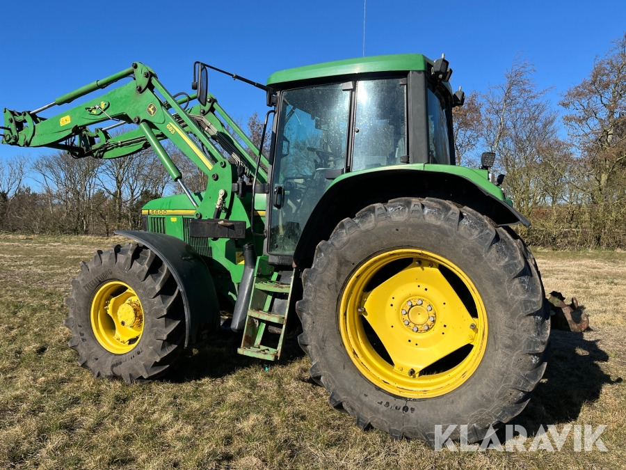 Traktor John Deere 6600 med frontlæser 683 - Traktor: 4 kép. Traktor John Deere 6600 med frontlæser 683 - Traktor: 4 kép.