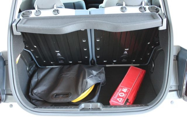 Autó Fiat 500e Icon Batterie 42 KWH ALU KLIMA NAVI SHZ: 6 kép.