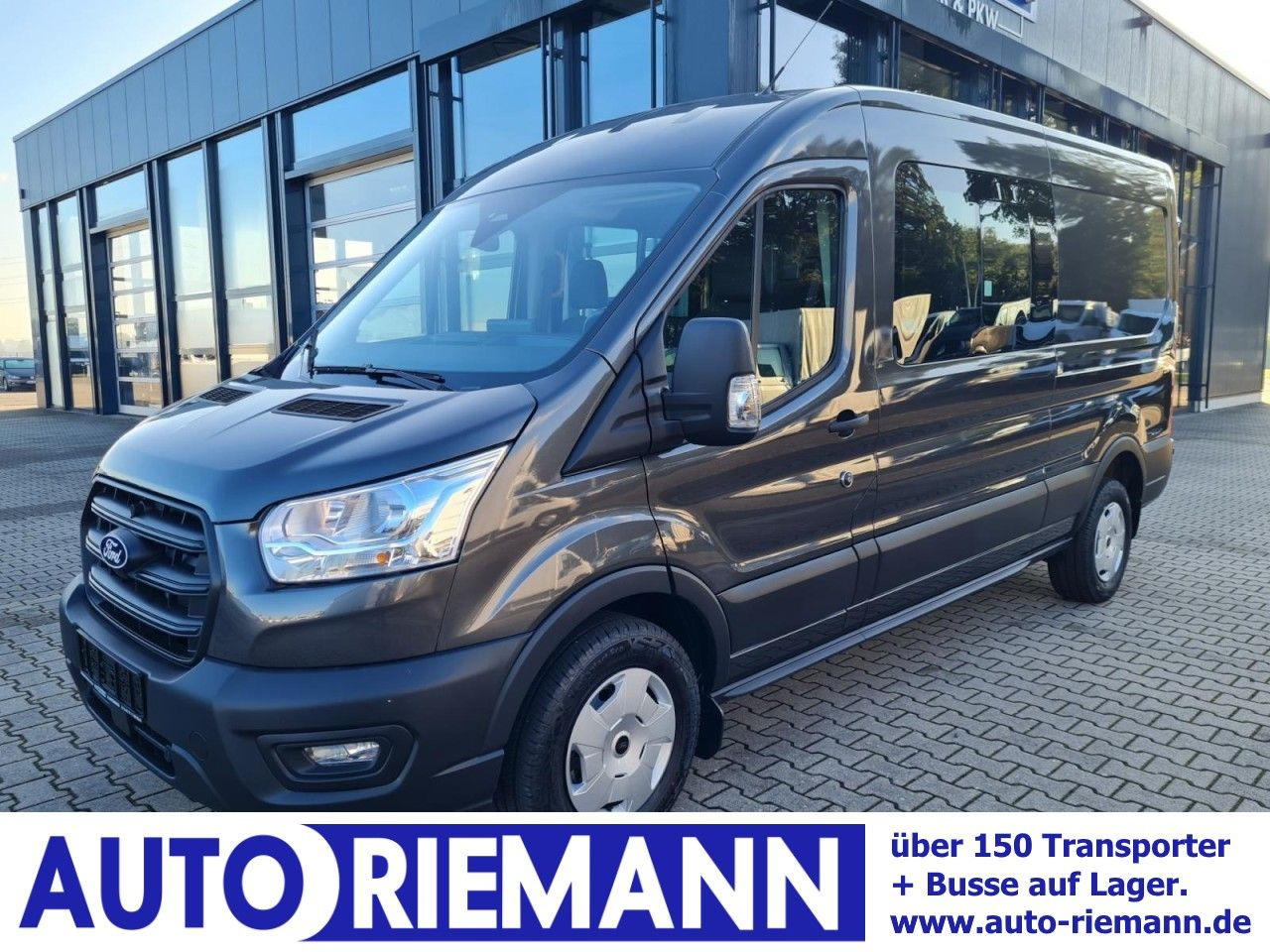 Furgon, Duplakabinos kisteherautó Ford Transit 3,5t Kasten Doka TDCi L3 Trend AHK Kamer: 1 kép.