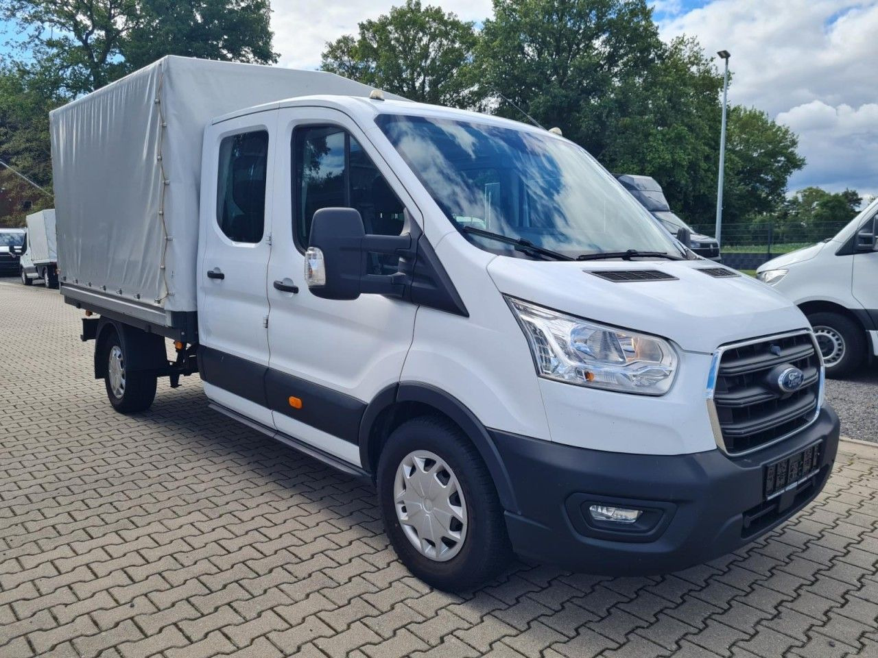 Ford Transit 350 DoKa Plane L3 Trend KLIMA TEMPOMAT - Ponyvás kisteherautó, Duplakabinos kisteherautó: 3 kép. Ford Transit 350 DoKa Plane L3 Trend KLIMA TEMPOMAT - Ponyvás kisteherautó, Duplakabinos kisteherautó: 3 kép.