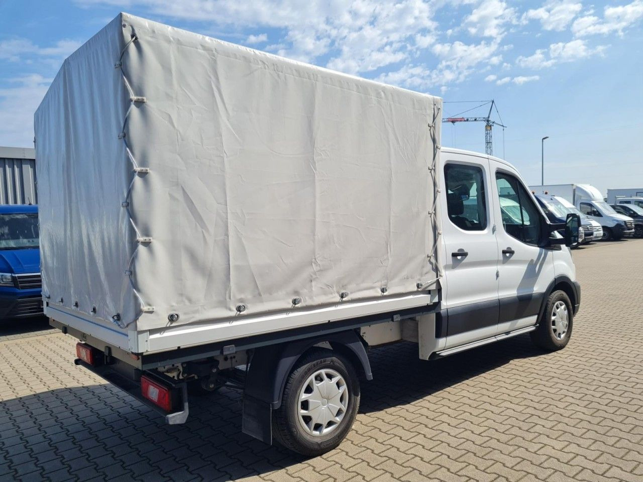 Ford Transit 350 Doka Plane L2 Trend KLIMA TEMPOMAT - Platós kisteherautó, Duplakabinos kisteherautó: 5 kép. Ford Transit 350 Doka Plane L2 Trend KLIMA TEMPOMAT - Platós kisteherautó, Duplakabinos kisteherautó: 5 kép.