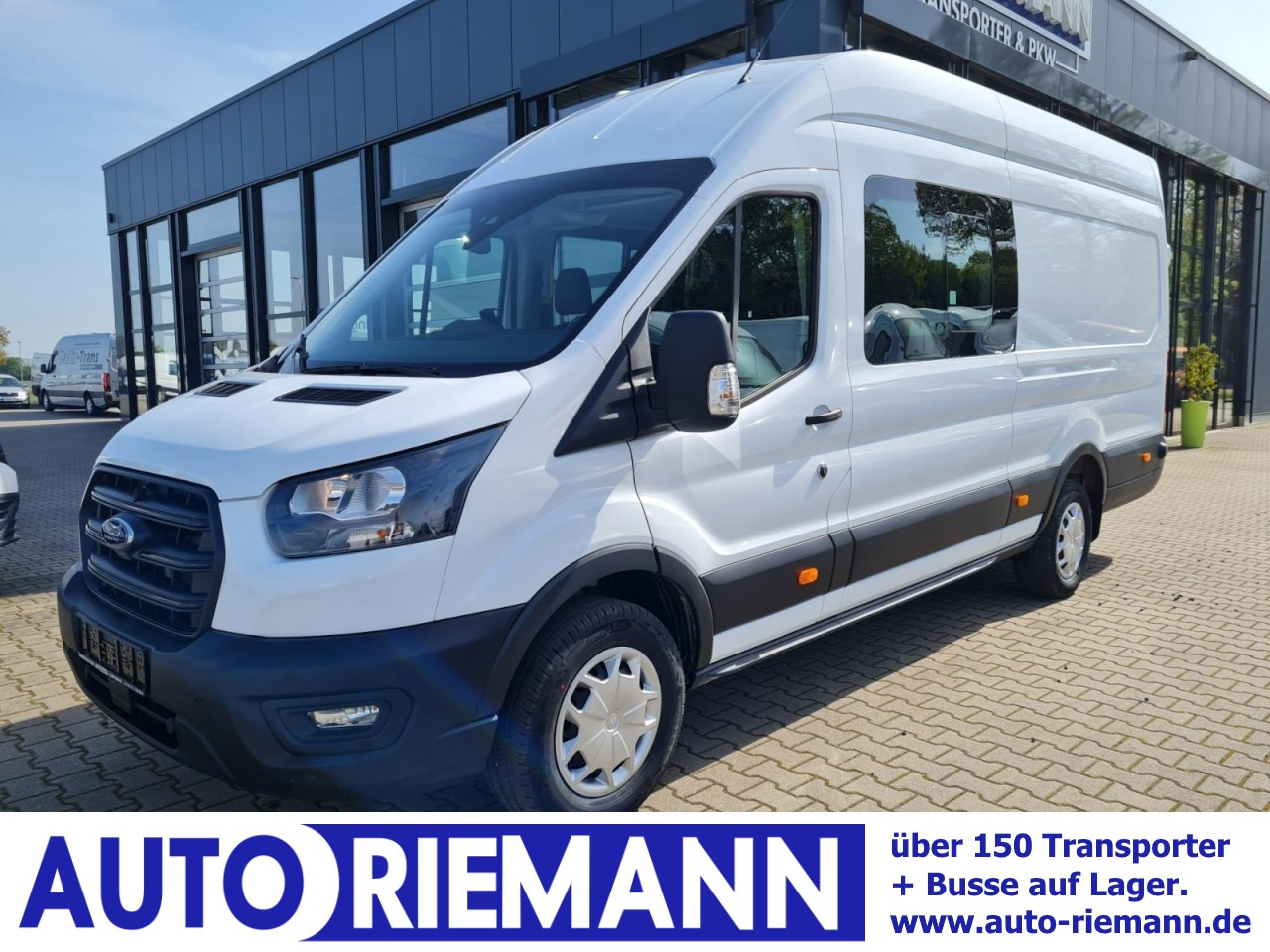 Ford Transit 350 Kasten L4H3 Doka Trend Mixto RWD - Furgon, Duplakabinos kisteherautó: 1 kép. Ford Transit 350 Kasten L4H3 Doka Trend Mixto RWD - Furgon, Duplakabinos kisteherautó: 1 kép.