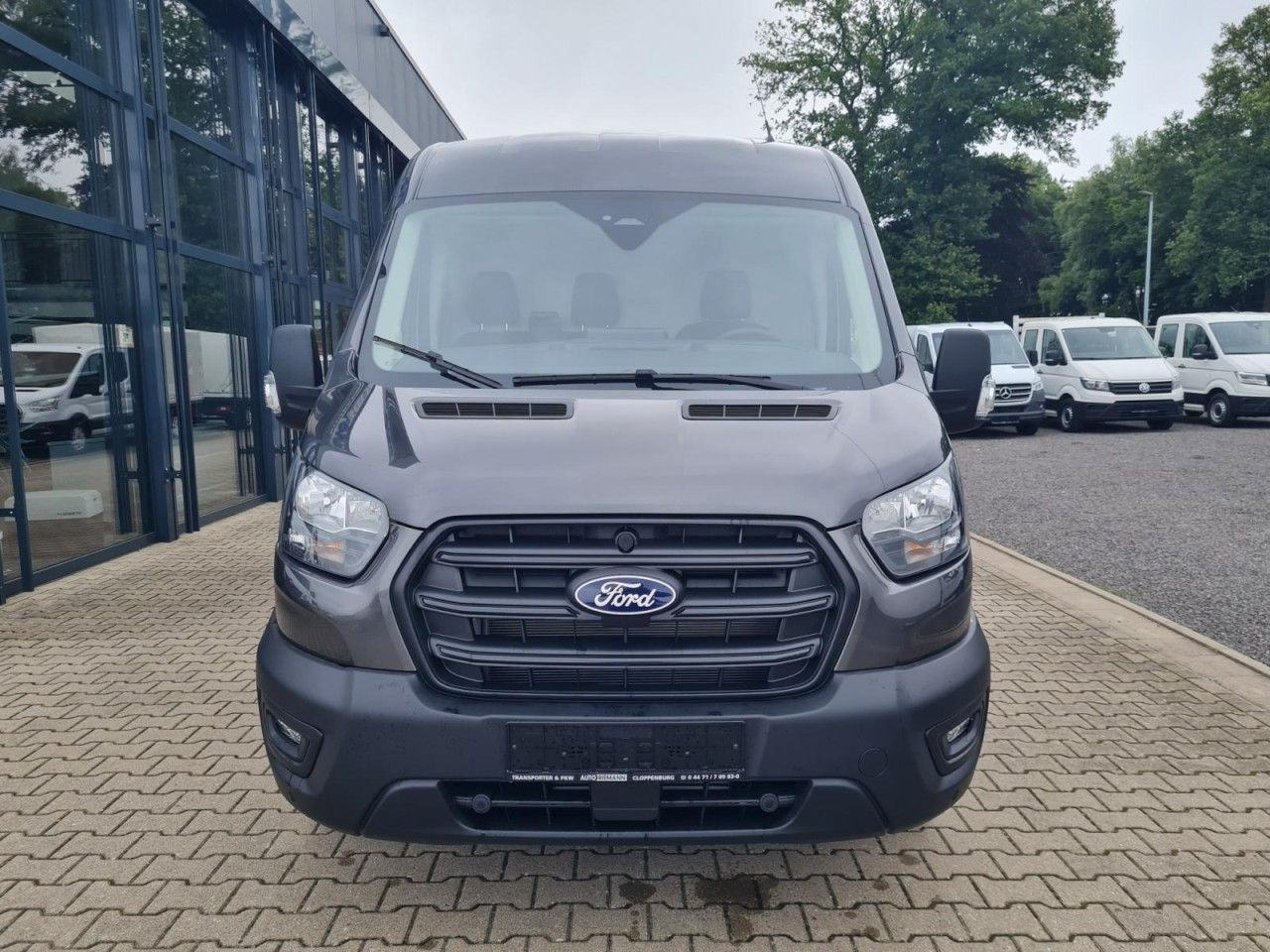 Ford Transit 350 Kasten TDCi L3H2 Trend KAMERA AHK - Furgon: 2 kép. Ford Transit 350 Kasten TDCi L3H2 Trend KAMERA AHK - Furgon: 2 kép.