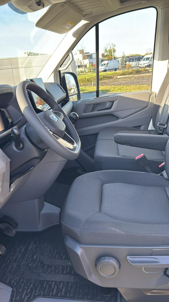 Man TGE 3.140 Kasten Doka Mixto L3H3 - Furgon, Duplakabinos kisteherautó: 3 kép. Man TGE 3.140 Kasten Doka Mixto L3H3 - Furgon, Duplakabinos kisteherautó: 3 kép.