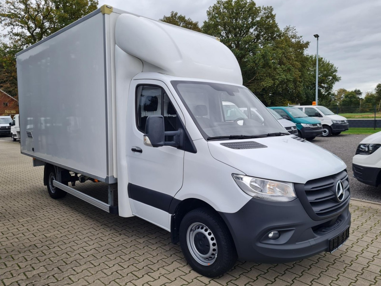 Mercedes-Benz Sprinter 315 CDI Koffer RWD KLIMA TEMPOMAT - Dobozos kisteherautó: 3 kép. Mercedes-Benz Sprinter 315 CDI Koffer RWD KLIMA TEMPOMAT - Dobozos kisteherautó: 3 kép.