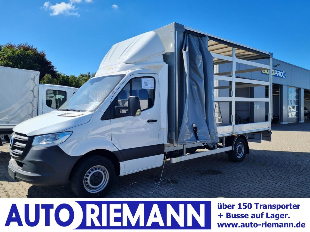 Mercedes-Benz Sprinter 315 Cdi Pritsche Schiebe Plane RWD - Ponyvás kisteherautó: 1 kép. Mercedes-Benz Sprinter 315 Cdi Pritsche Schiebe Plane RWD - Ponyvás kisteherautó: 1 kép.