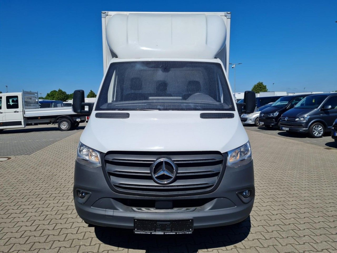 Mercedes-Benz Sprinter 315 Möbel Koffer RWD KLIMA KOMFORT TEMP - Dobozos kisteherautó: 2 kép. Mercedes-Benz Sprinter 315 Möbel Koffer RWD KLIMA KOMFORT TEMP - Dobozos kisteherautó: 2 kép.