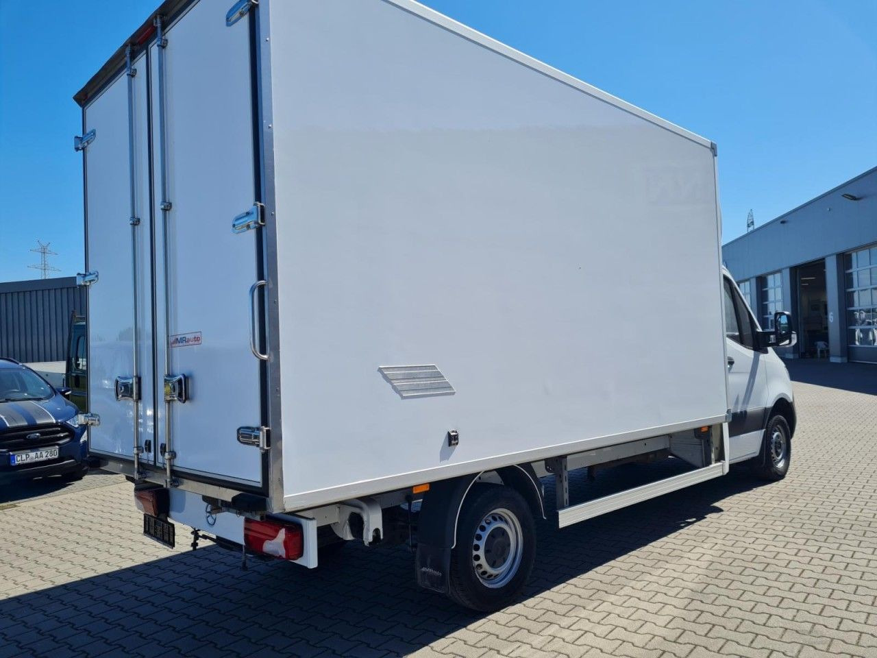 Mercedes-Benz Sprinter 315 Möbel Koffer RWD KLIMA KOMFORT TEMP - Dobozos kisteherautó: 4 kép. Mercedes-Benz Sprinter 315 Möbel Koffer RWD KLIMA KOMFORT TEMP - Dobozos kisteherautó: 4 kép.