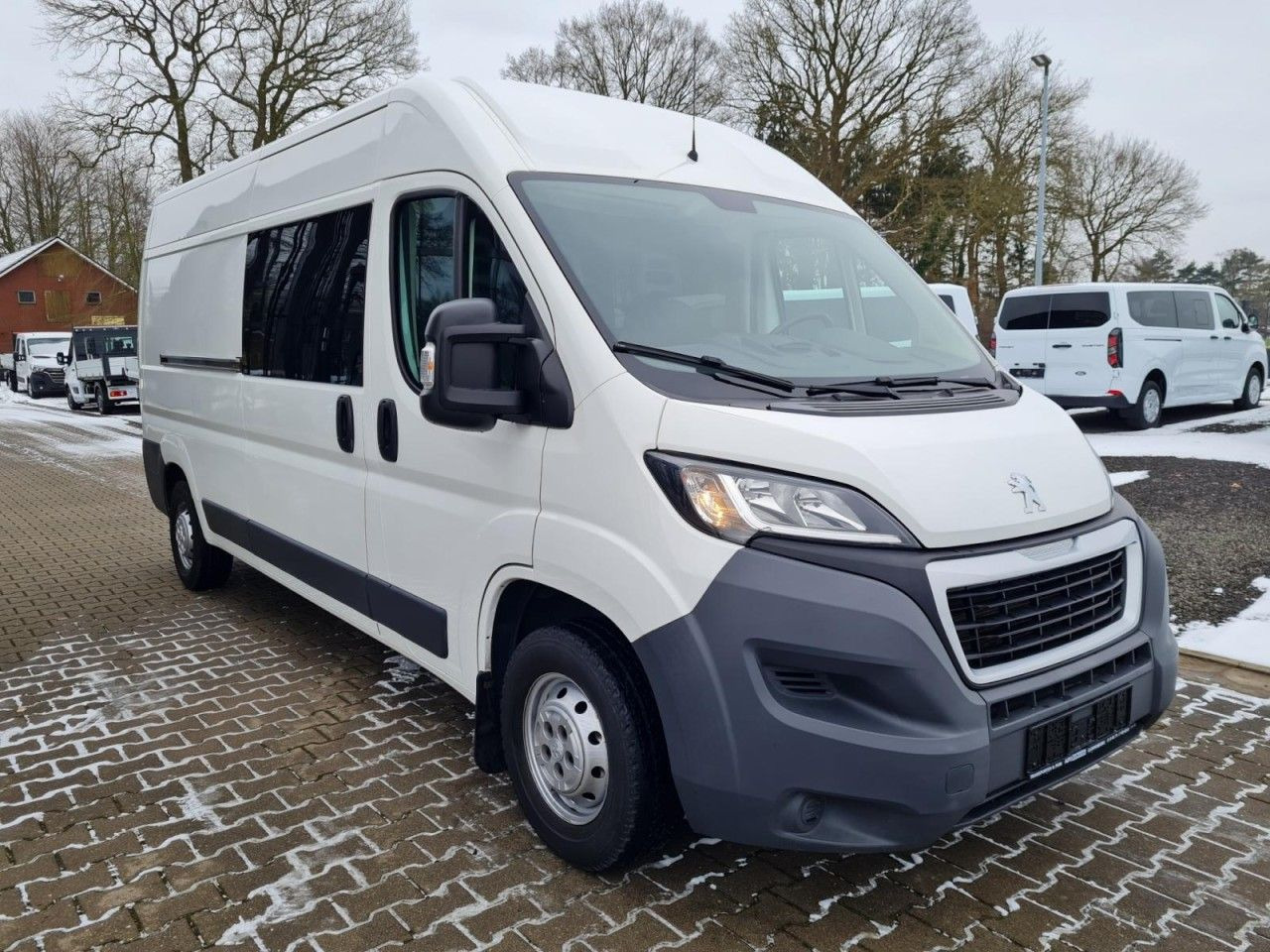 Peugeot Boxer Kasten L3H2 Doka 6-Sitze AHK PDC KLIMA - Kis furgon, Duplakabinos kisteherautó: 3 kép. Peugeot Boxer Kasten L3H2 Doka 6-Sitze AHK PDC KLIMA - Kis furgon, Duplakabinos kisteherautó: 3 kép.
