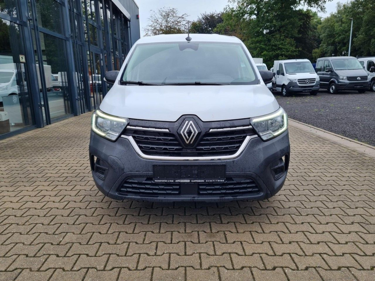 Renault Kangoo Van Kasten L1H1 TCe 1.3i KLIMA PDC TEMPOM - Kis furgon: 2 kép. Renault Kangoo Van Kasten L1H1 TCe 1.3i KLIMA PDC TEMPOM - Kis furgon: 2 kép.