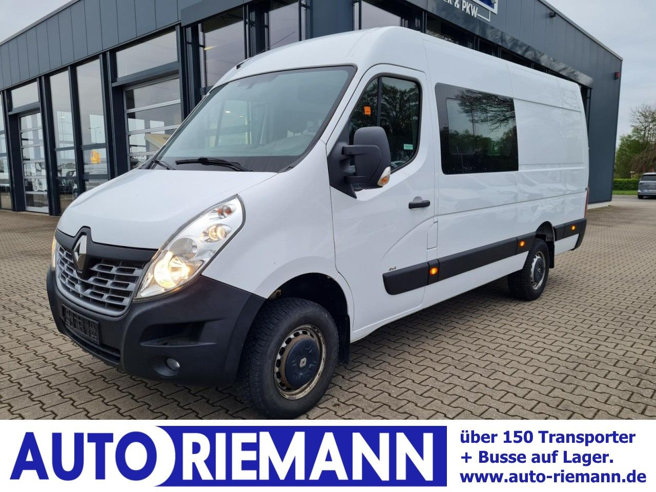 Renault Master 35 Kasten LR Doka 6-Sitze 4x4 Allrad AHK - Furgon, Duplakabinos kisteherautó: 1 kép. Renault Master 35 Kasten LR Doka 6-Sitze 4x4 Allrad AHK - Furgon, Duplakabinos kisteherautó: 1 kép.