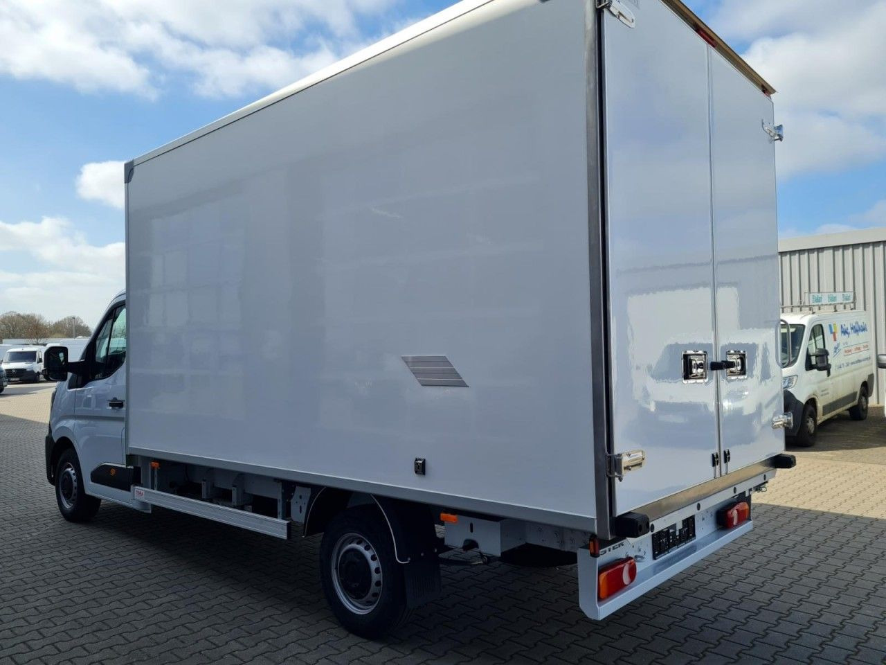 Dobozos kisteherautó Renault Master 35 New Möbel Koffer KLIMA KOMFORT TEMPOMA: 6 kép.