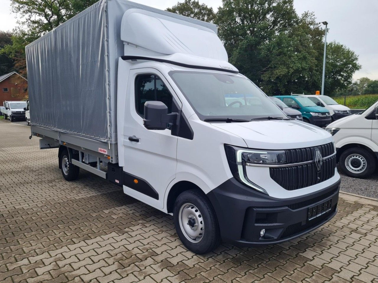 Renault Master 35 Pritsche Schiebe Plane dCi 170 10 Pal. - Ponyvás kisteherautó: 4 kép. Renault Master 35 Pritsche Schiebe Plane dCi 170 10 Pal. - Ponyvás kisteherautó: 4 kép.